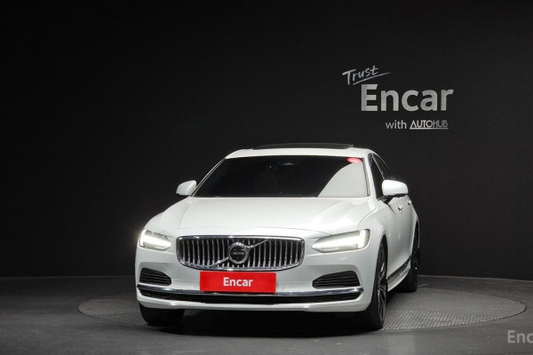 2022 Volvo S90 с пробегом 123 812 км