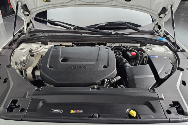 2022 Volvo S90 с пробегом 35 955 км