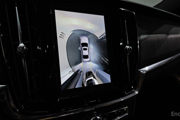 2022 Volvo S90 с пробегом 52 283 км