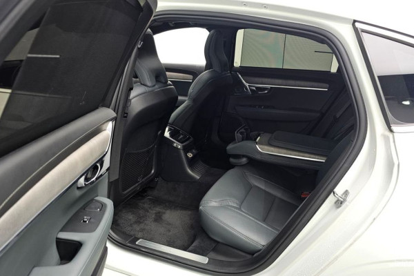 2022 Volvo S90 с пробегом 41 941 км