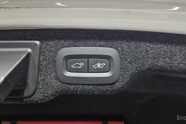 2022 Volvo S90 с пробегом 41 941 км