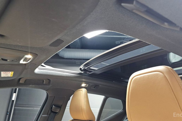 2020 Volvo XC40 с пробегом 32 185 км