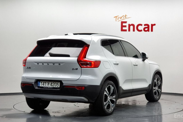 2021 Volvo XC40 с пробегом 54 224 км