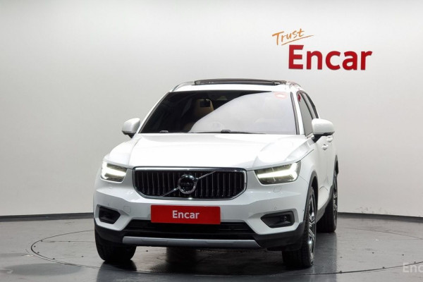 2021 Volvo XC40 с пробегом 54 224 км