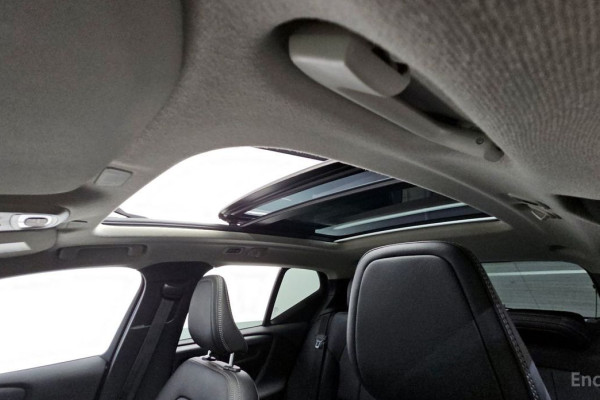 2020 Volvo XC40 с пробегом 80 968 км