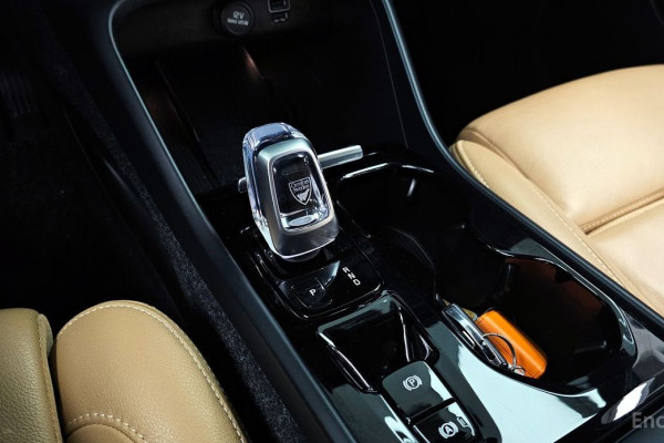 2021 Volvo XC40 с пробегом 72 772 км