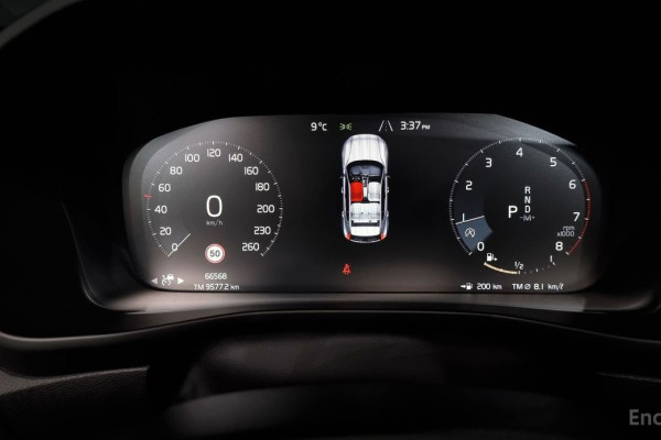 2019 Volvo XC40 с пробегом 66 568 км