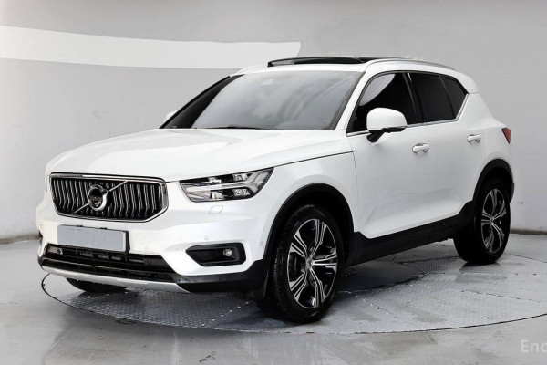 2020 Volvo XC40 с пробегом 59 563 км