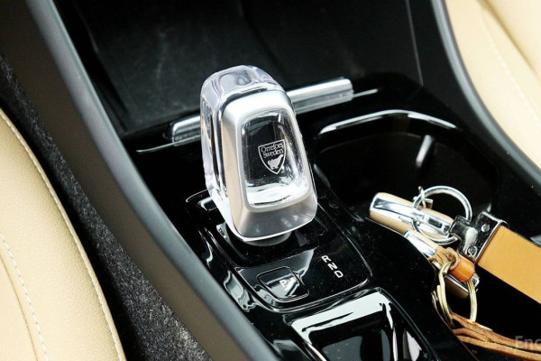 2020 Volvo XC40 с пробегом 59 563 км