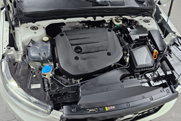 2021 Volvo XC40 с пробегом 29 096 км