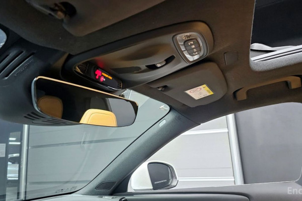 2020 Volvo XC40 с пробегом 37 210 км