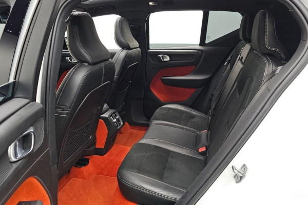 2020 Volvo XC40 с пробегом 68 428 км