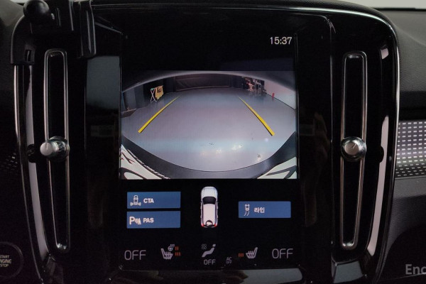 2021 Volvo XC40 с пробегом 31 524 км