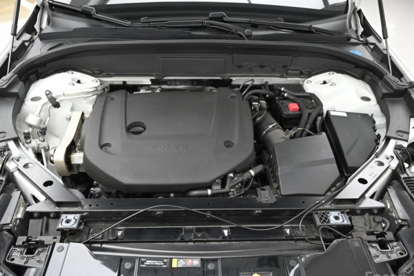 2023 Volvo XC60 с пробегом 21 936 км