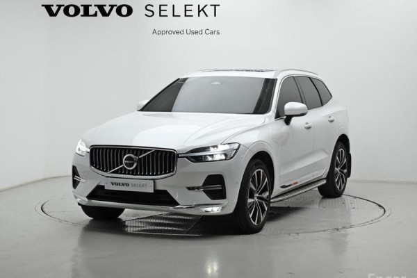 2023 Volvo XC60 с пробегом 21 936 км