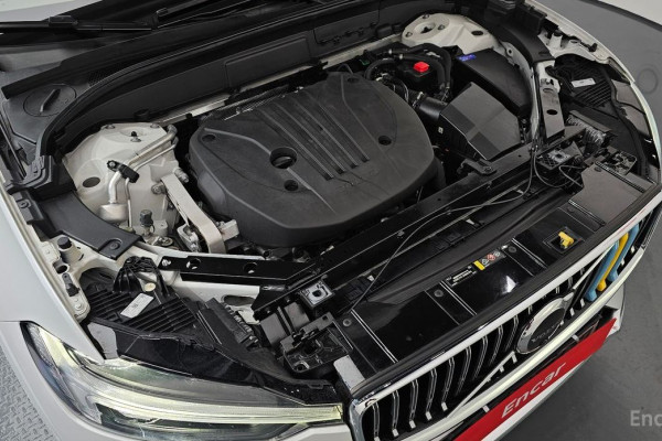 2022 Volvo XC60 с пробегом 52 446 км