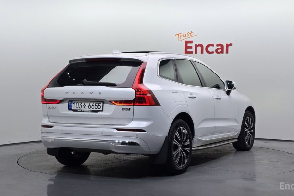 2022 Volvo XC60 с пробегом 66 594 км