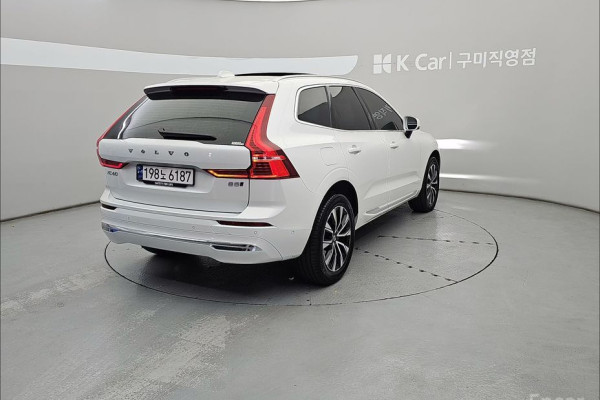 2023 Volvo XC60 с пробегом 29 139 км
