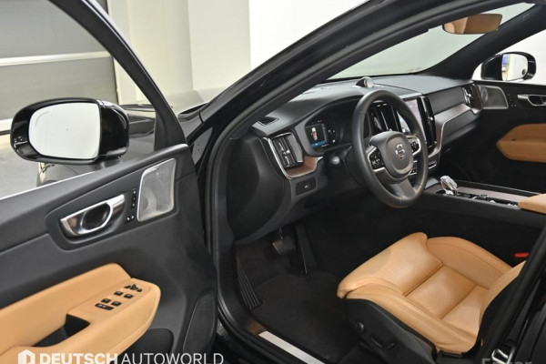 2023 Volvo XC60 с пробегом 28 262 км