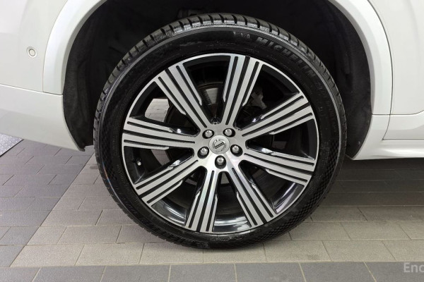 2021 Volvo XC90 с пробегом 77 713 км