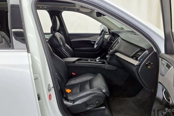 2022 Volvo XC90 с пробегом 109 819 км