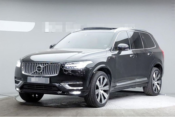 2022 Volvo XC90 с пробегом 63 547 км