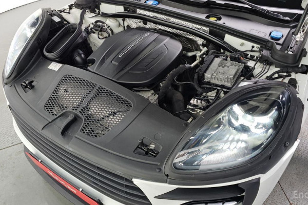 2020 Porsche Macan с пробегом 81 794 км