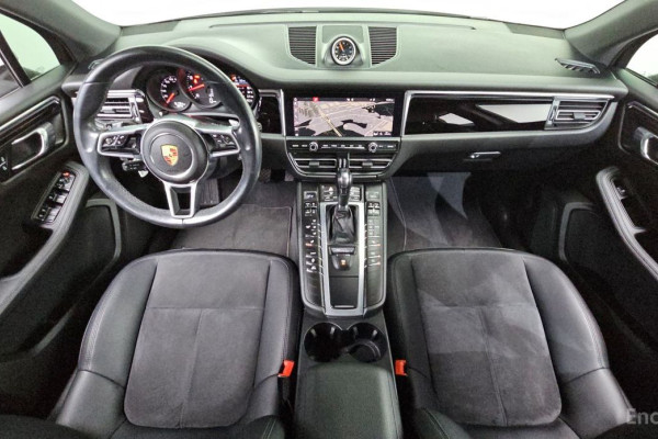 2020 Porsche Macan с пробегом 81 794 км