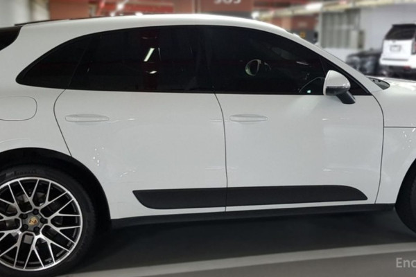 2021 Porsche Macan с пробегом 22 500 км