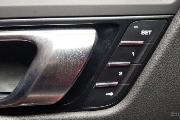 2021 Porsche Macan с пробегом 22 500 км