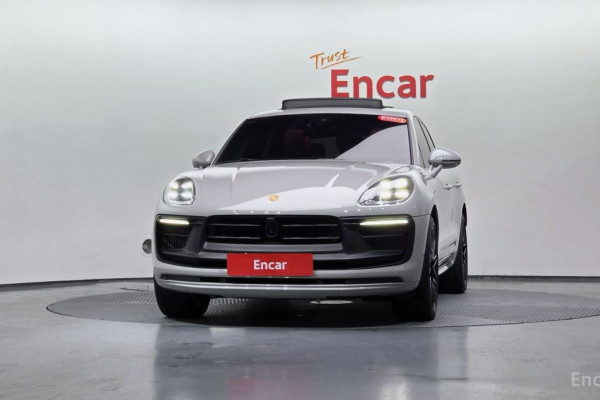 2022 Porsche Macan с пробегом 46 195 км