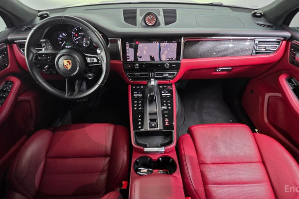 2022 Porsche Macan с пробегом 46 195 км