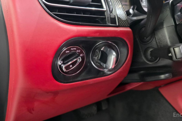 2022 Porsche Macan с пробегом 46 195 км