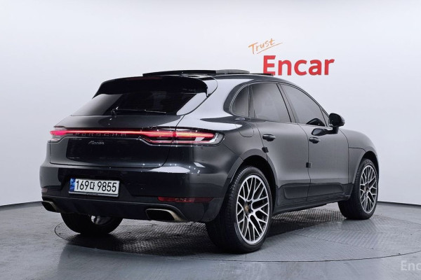 2021 Porsche Macan с пробегом 30 437 км