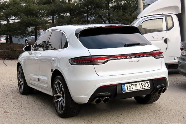 2022 Porsche Macan с пробегом 33 200 км
