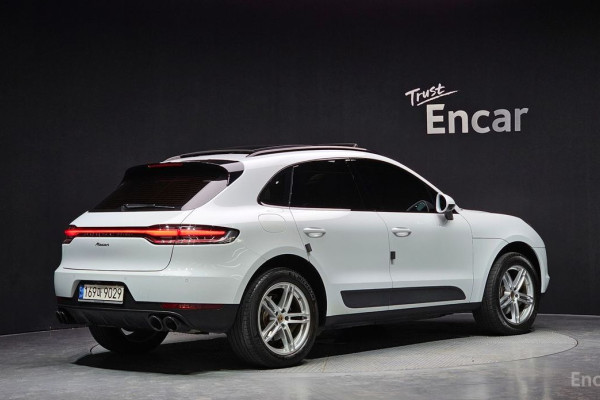 2021 Porsche Macan с пробегом 84 592 км