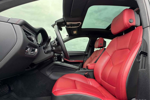 2021 Porsche Macan с пробегом 68 000 км