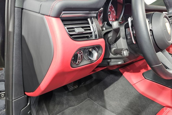 2023 Porsche Macan с пробегом 28 953 км