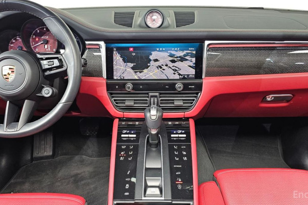 2023 Porsche Macan с пробегом 28 953 км