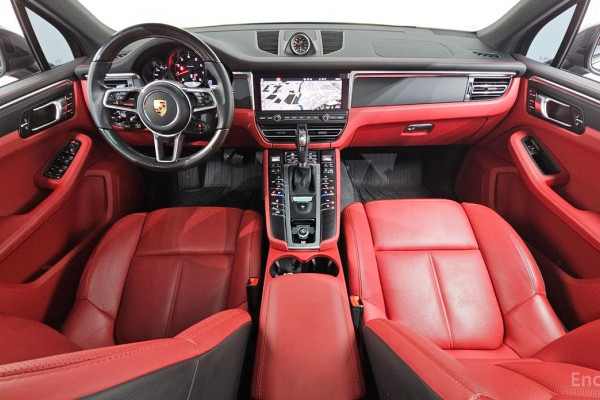 2021 Porsche Macan с пробегом 30 437 км