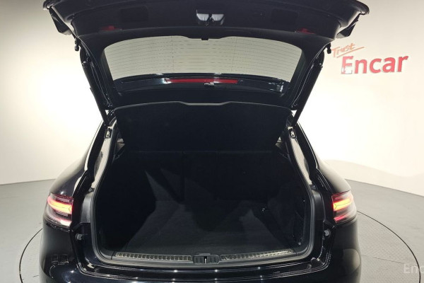 2023 Porsche Macan с пробегом 28 953 км