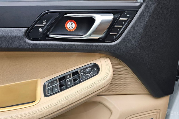 2021 Porsche Macan с пробегом 84 592 км