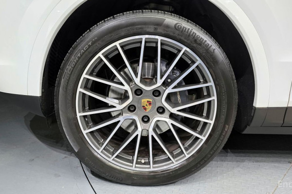 2021 Porsche Cayenne с пробегом 37 289 км