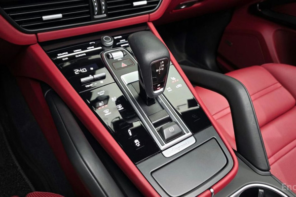 2023 Porsche Cayenne с пробегом 24 666 км