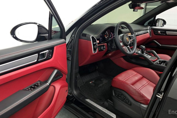 2023 Porsche Cayenne с пробегом 24 666 км