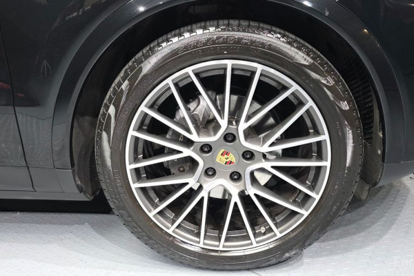 2022 Porsche Cayenne с пробегом 21 323 км