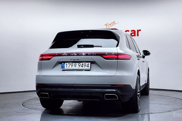 2022 Porsche Cayenne с пробегом 65 161 км