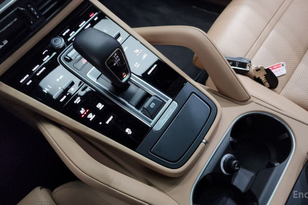 2022 Porsche Cayenne с пробегом 65 161 км