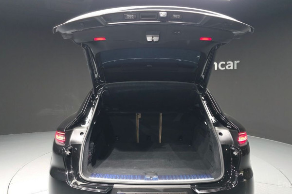 2022 Porsche Cayenne с пробегом 21 323 км