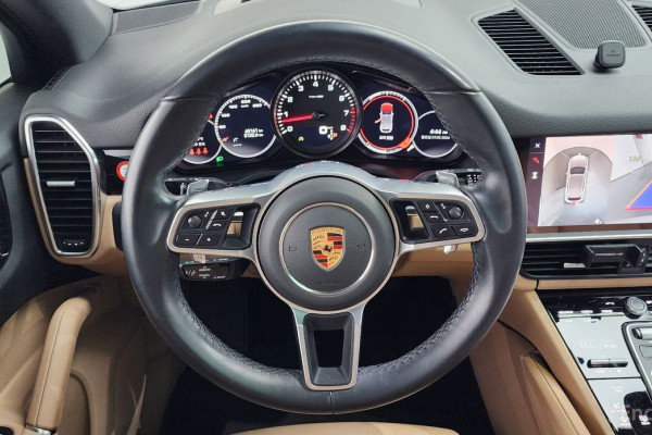 2022 Porsche Cayenne с пробегом 65 161 км